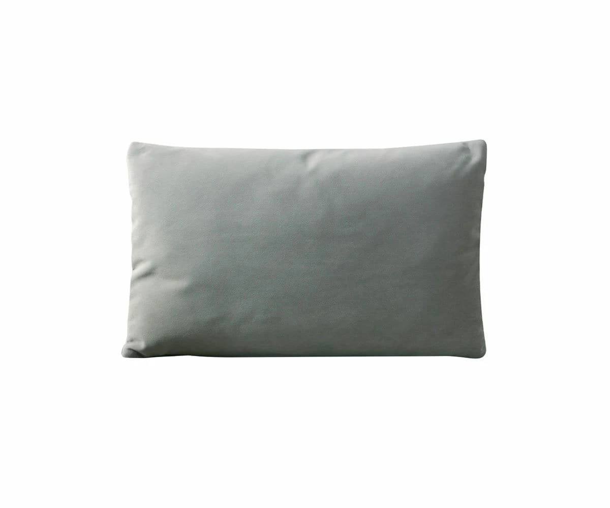 B12 Joei Velvet Lumbar Pillow 4 B12 Joei Velvet Lumbar Pillow - Image 4