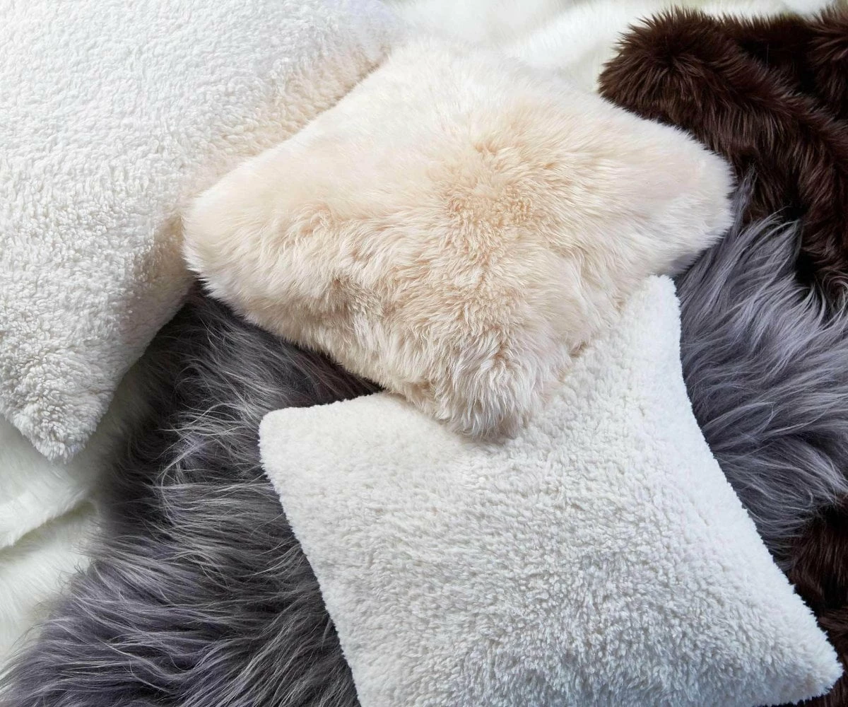 A17 Sheepskin Throw - Grey 4 A17 Sheepskin Throw - Grey - Image 4