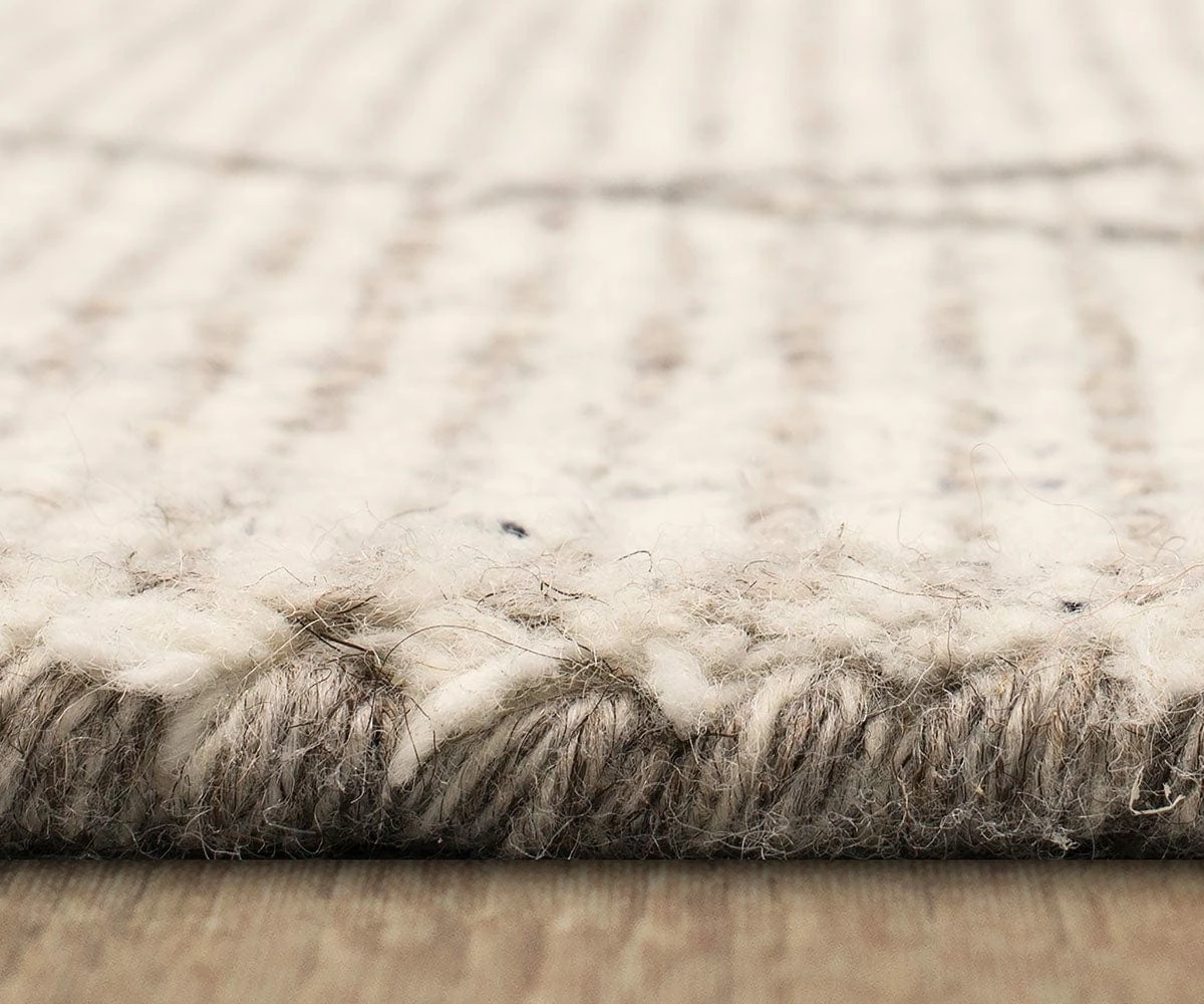 K01 Tangier Tribal Diamond Rug Runner - Silver 2 K01 Tangier Tribal Diamond Rug Runner - Silver - Image 2