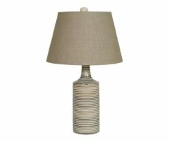 L06 Viveka Table Lamp