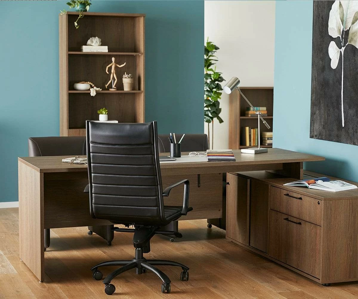 A37 Collette Desk Lamp with USB Port 2 A37 Collette Desk Lamp with USB Port - Image 2